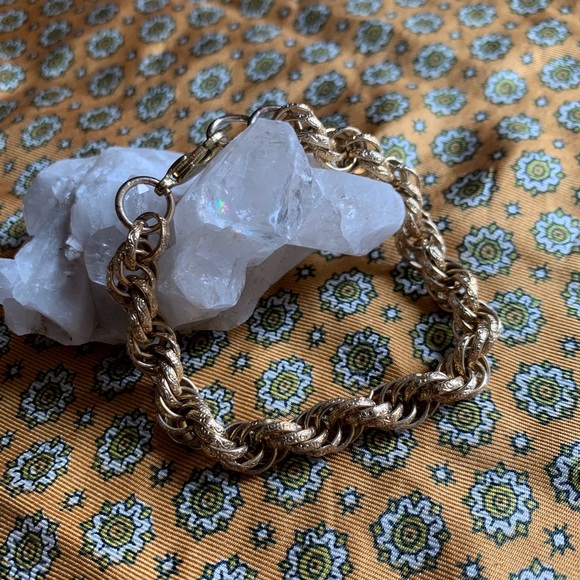 SALE! 💛 Upcycled 1970’s Vintage Gold Bracelet 💛 - Picture 4 of 4